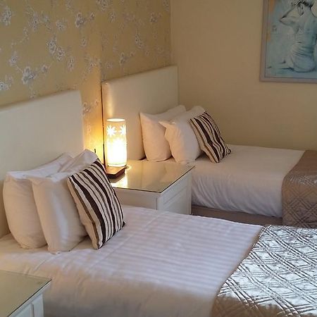 Dexby Townhouse Hotel Cardiff Exterior photo