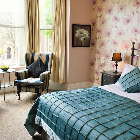 Dexby Townhouse Hotel Cardiff Exterior photo