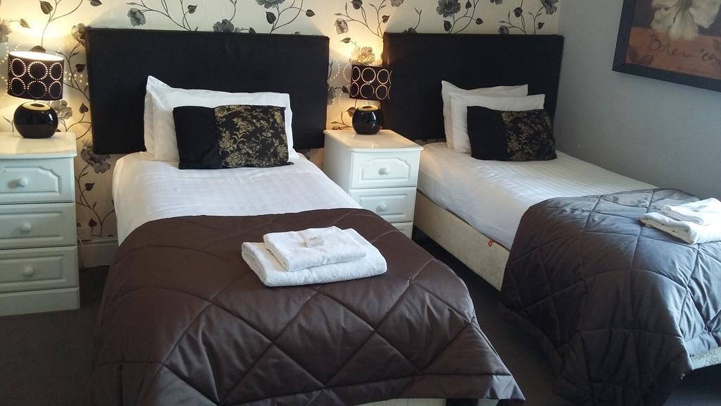 Dexby Townhouse Hotel Cardiff Exterior photo